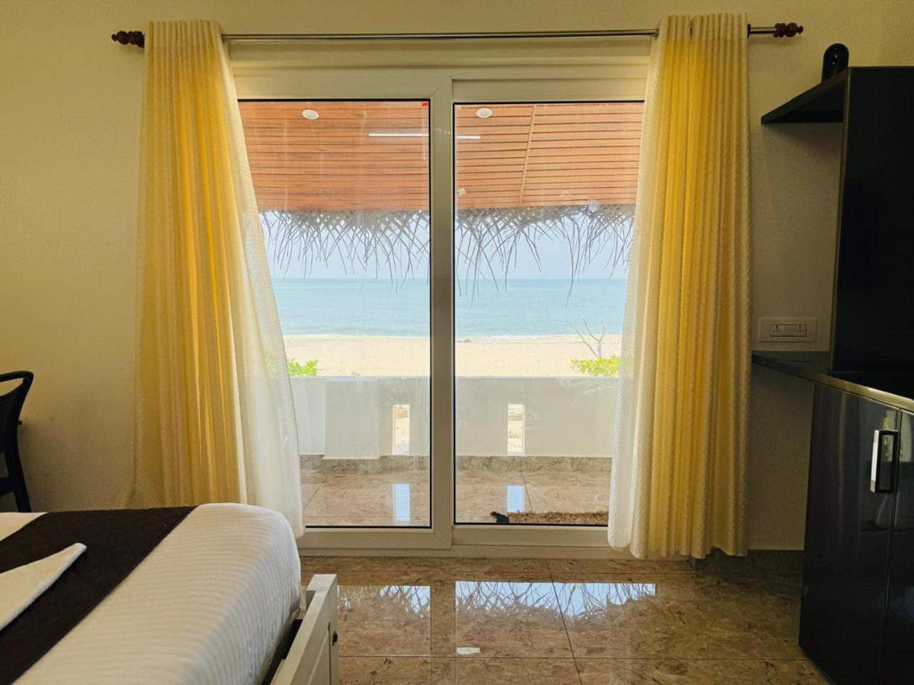 Alivious Beach Homestay Alappuzha ภายนอก รูปภาพ