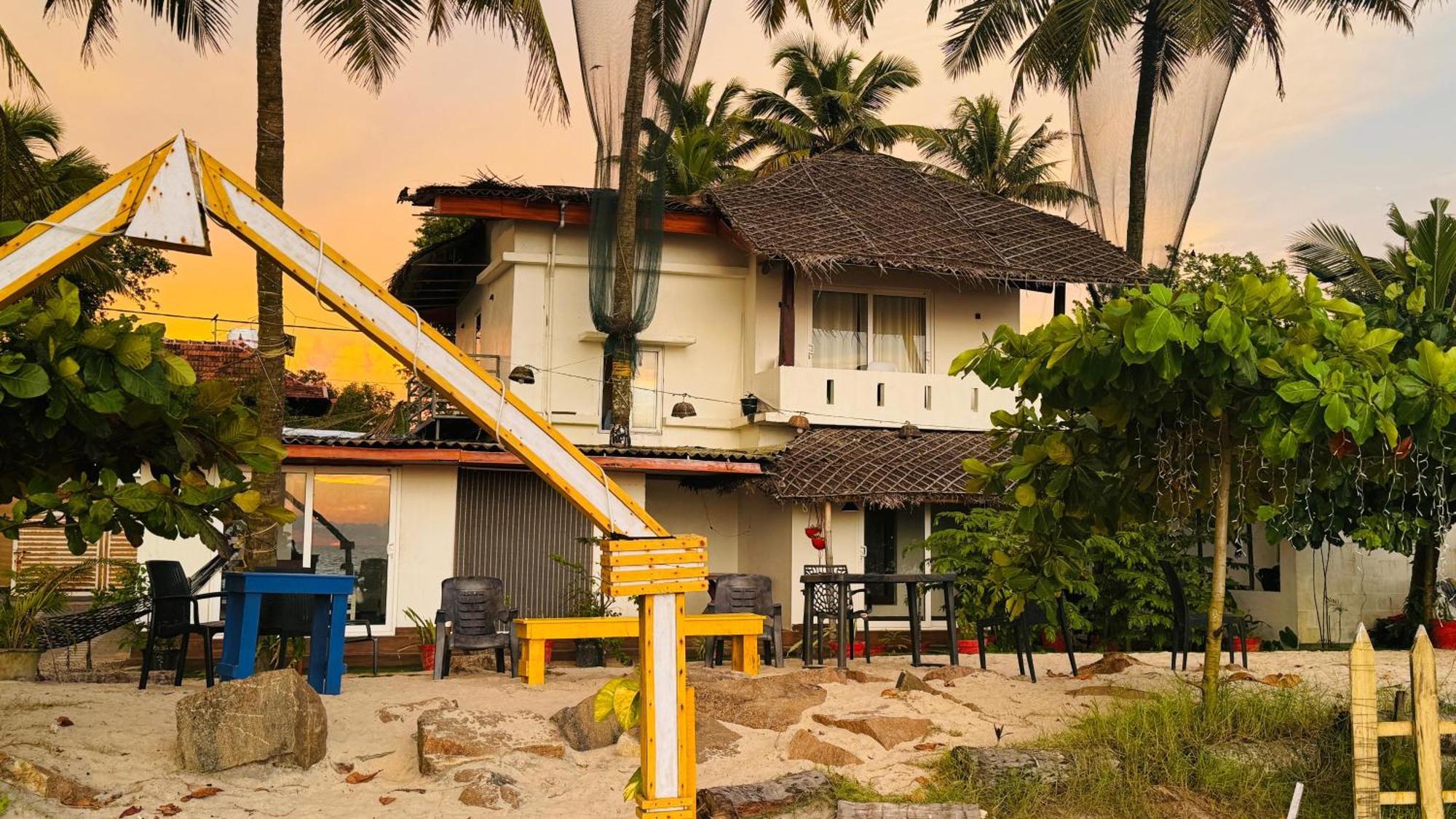 Alivious Beach Homestay Alappuzha ภายนอก รูปภาพ